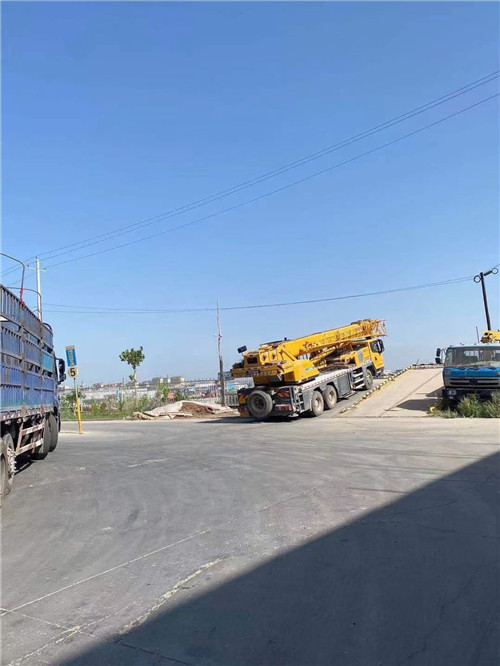 农安县25吨吊车的租赁价格大概是多少？