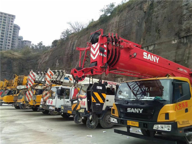 农安县吊车出租按什么计费？台班费、单次费、里程费怎么算？