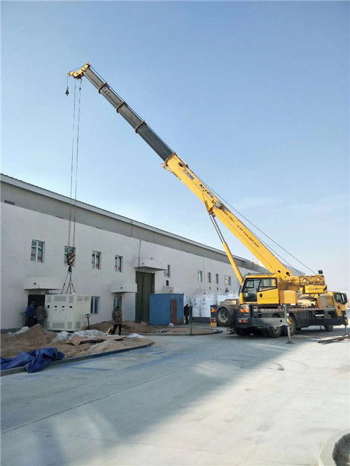 农安县“超载就喊停”—— 吊车的 “重量保镖” 技术