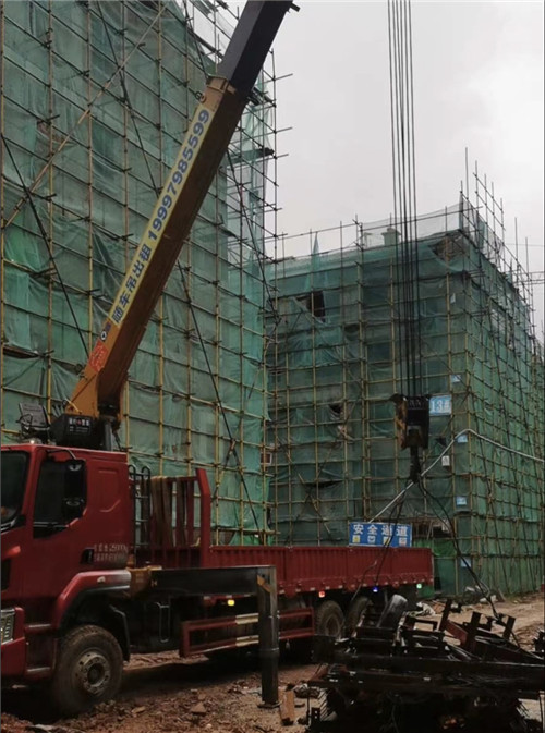 农安县“慢工细活”—— 吊车的 “微动控制” 技术